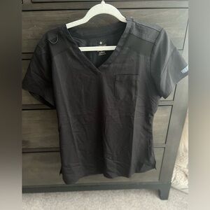 Med Couture Black V-Neck Scub Top
